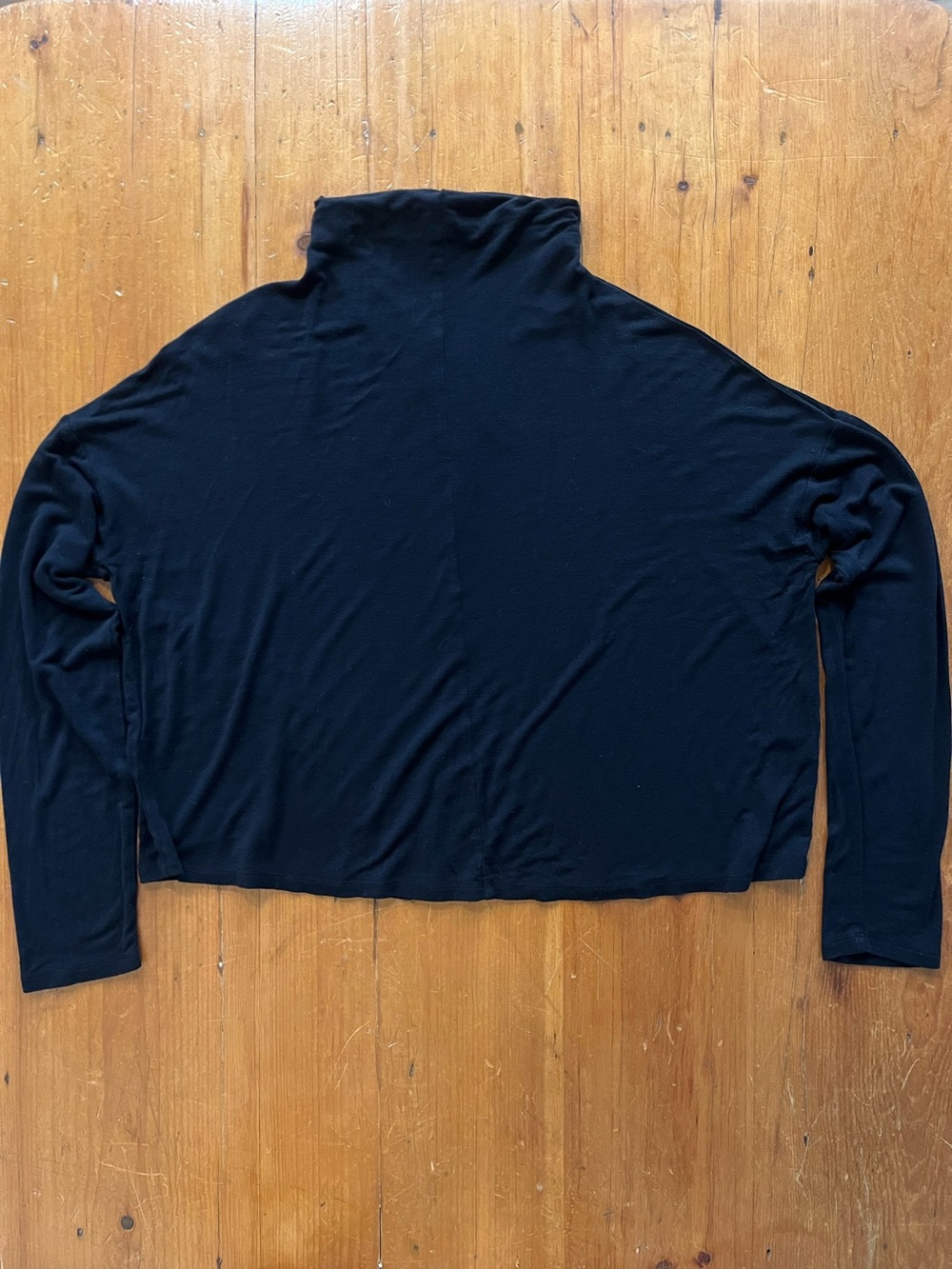 Aritzia Wilfred Oversized Drop Sleeve Rayon Lightweight Knit Black Turtleneck